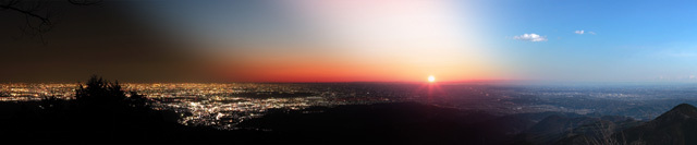 日の出山山頂からのパノラマ