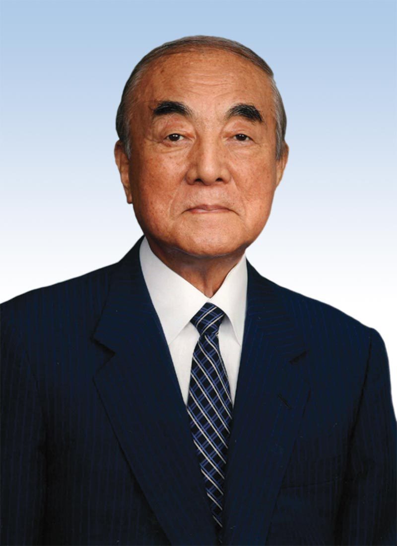 元内閣総理大臣　中 曽 根  康 弘の写真